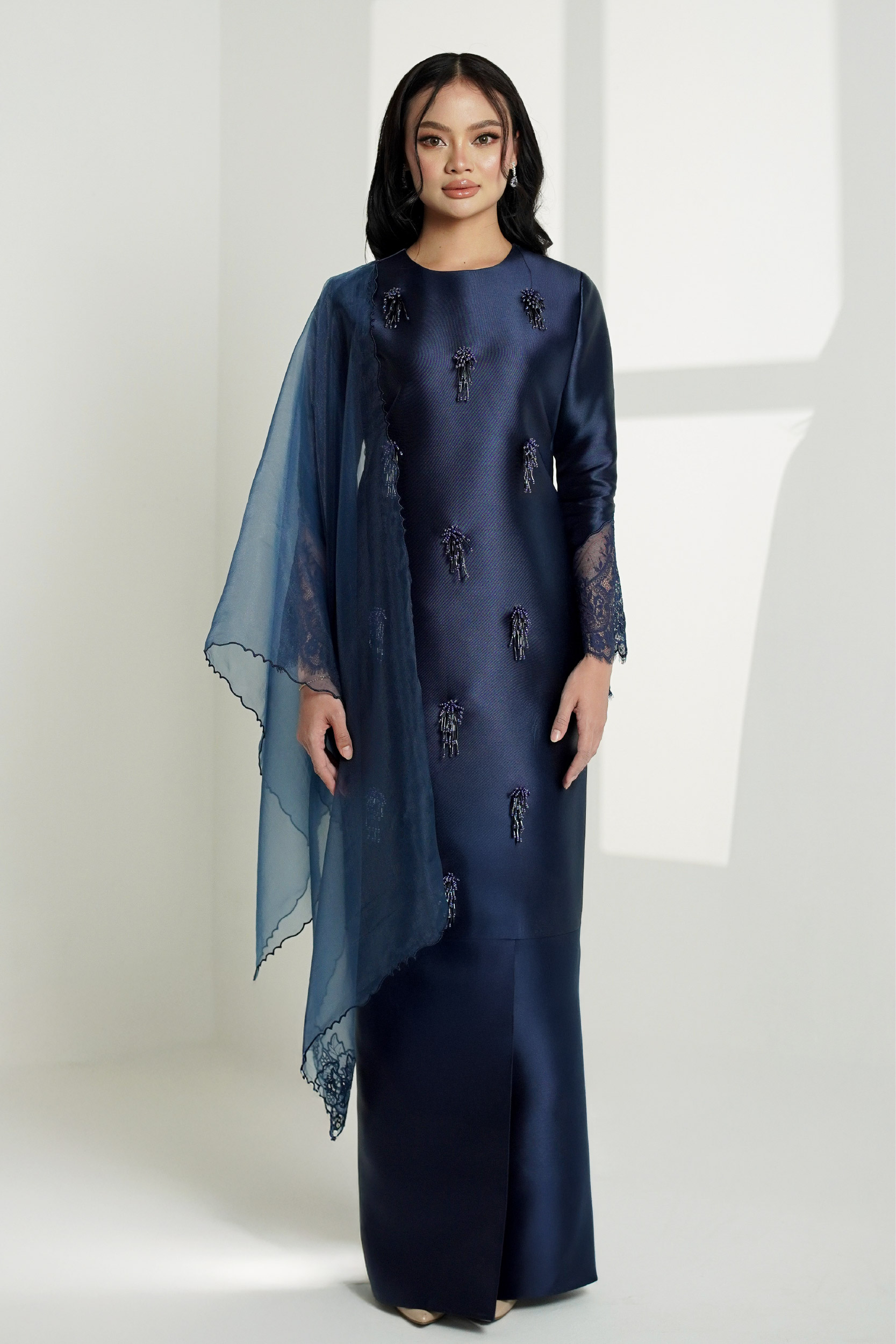 PRE ORDER ELAYA IN NAVY BLUE