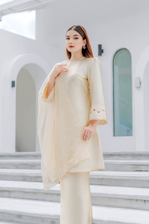 DIARA IN PASTEL YELLOW(FREE VEIL)