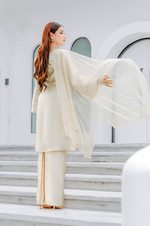 DIARA IN PASTEL YELLOW(FREE VEIL)