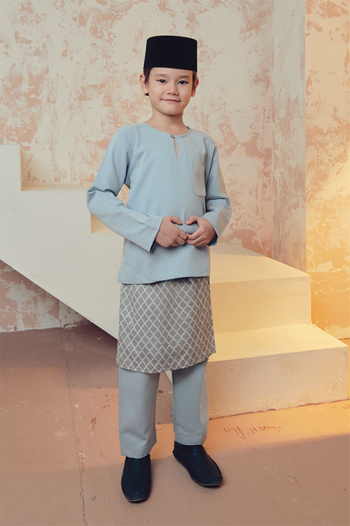 EUSOF KIDS IN POWDER BLUE