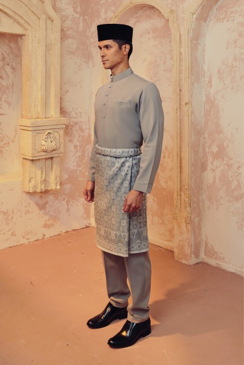 EUSOF IN DUSTY GREY