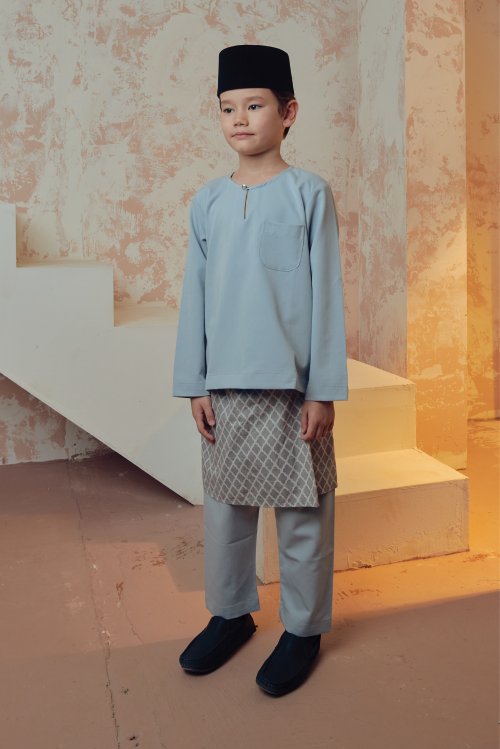 EUSOF KIDS IN POWDER BLUE