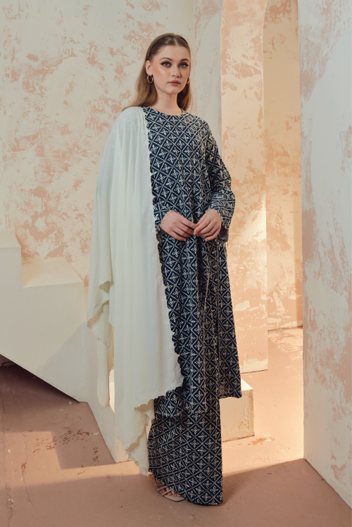 MAHEERA IN TEAL GREEN (WITHOUT SHAWL)